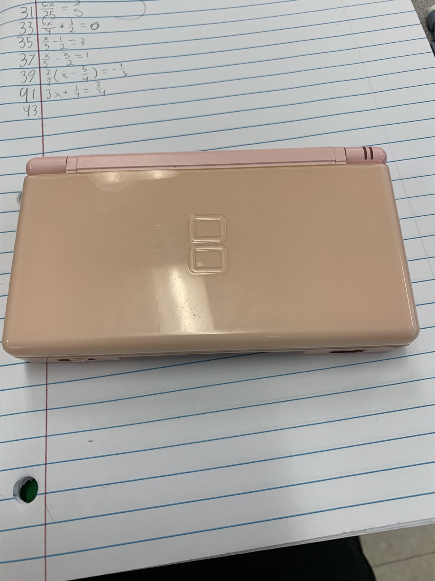 Pink Nintendo DS Lite