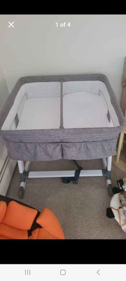 Simmons twin bassinet
