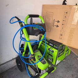 Green works Pressure Washer 