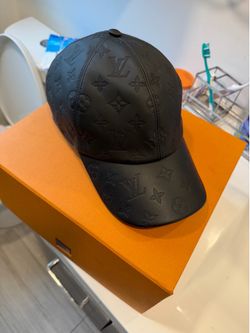 LV HAT