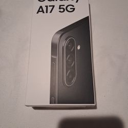 Brand New In Box / Samsung 128gb A17 Phone
