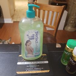 Perfect White Shower Gel 1litre