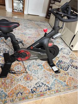 Pelaton exercise bike