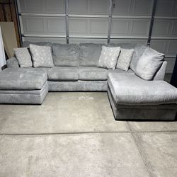 Ashley Gray Sectional with Chaise – Free Delivery