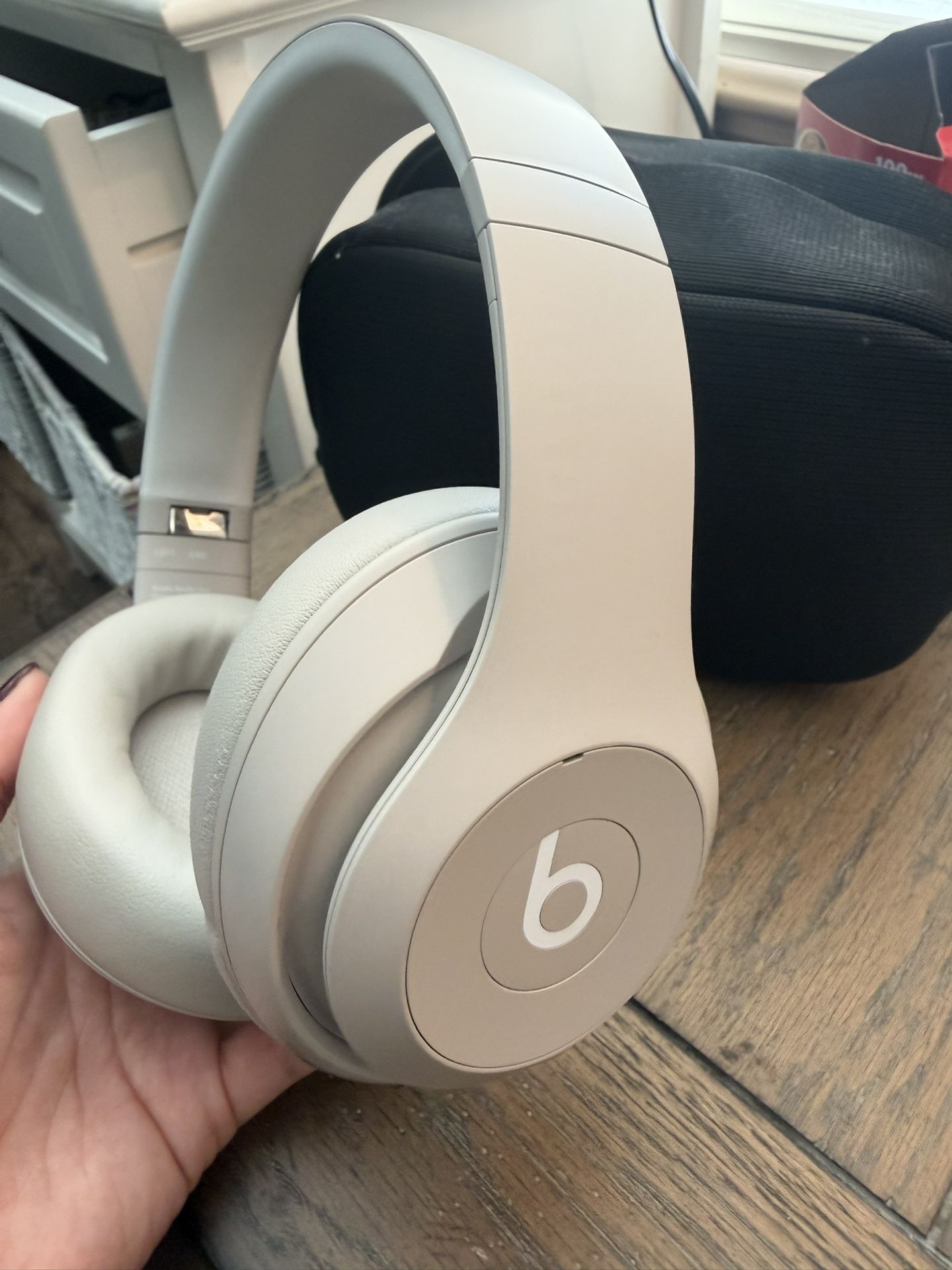 Beats Studio Pro