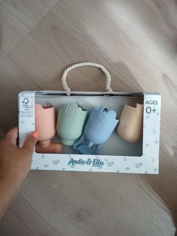 New silicone baby bath toy set