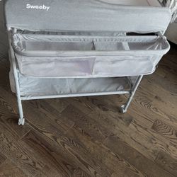 Sweeby Baby Portable Changing Table 