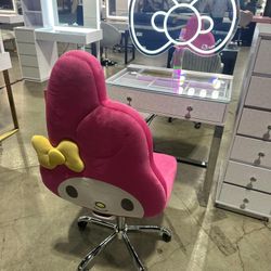 HELLO KITTY CHAIR