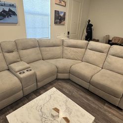 Recliner sectional Couch