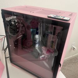 Pink Gaming PC + Razer Headset/Stand