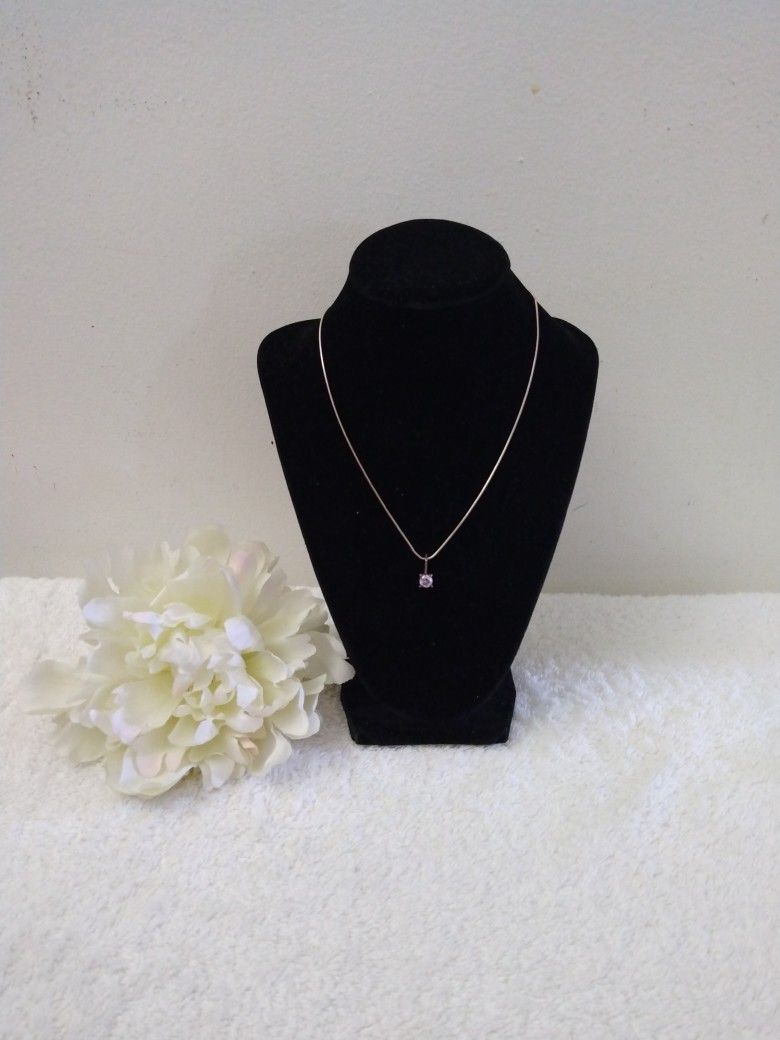Beautiful Women's Sterling Silver SS 925 Marked Necklace