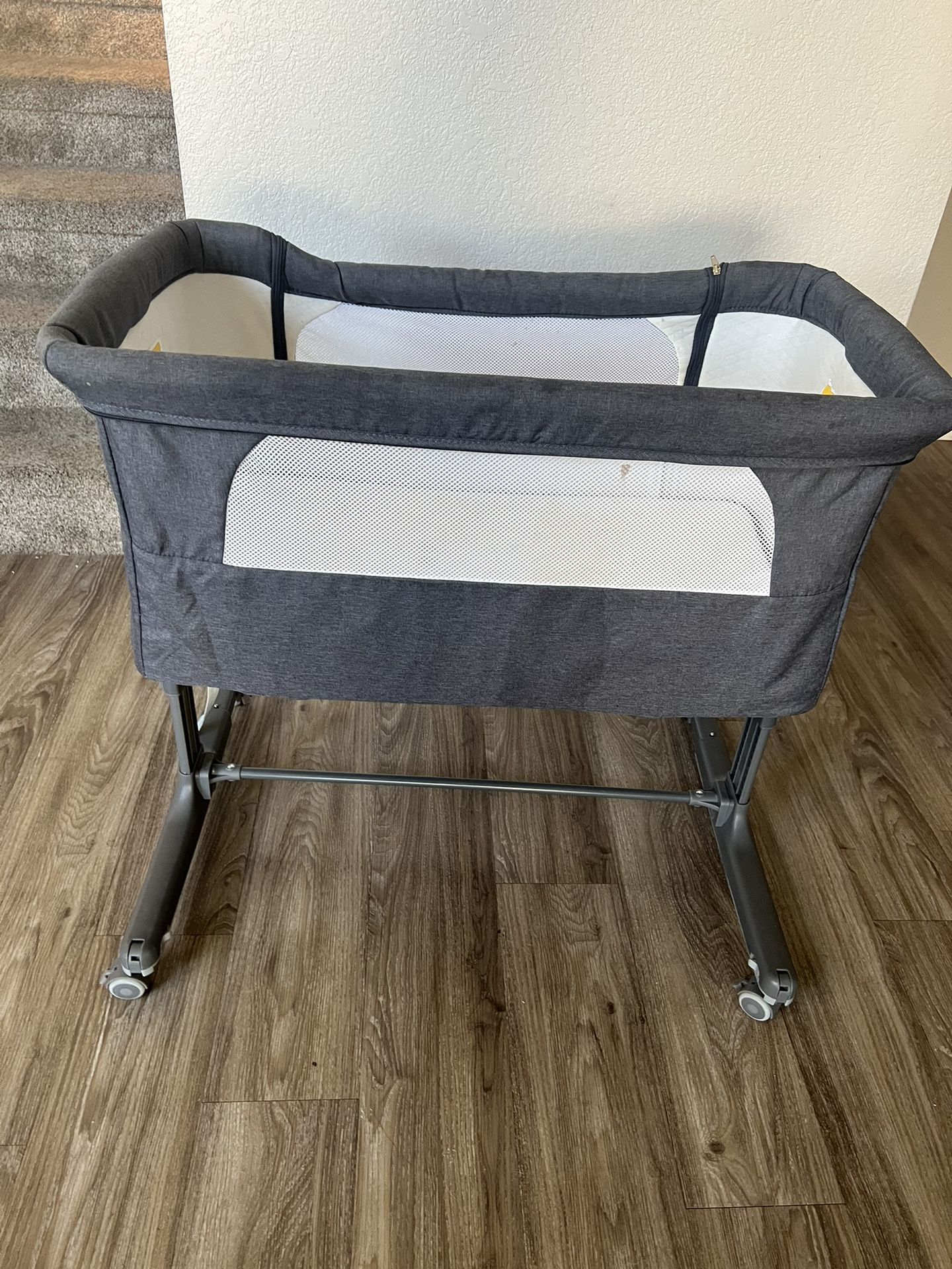 Baby Bassinet Chair And Bouncer