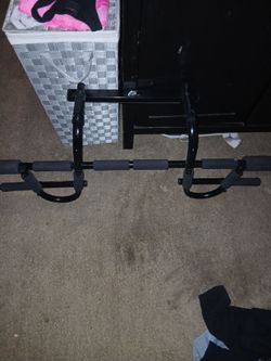 Pro source pull up bar