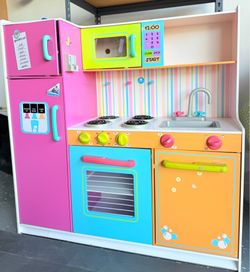 Kids kitchen set