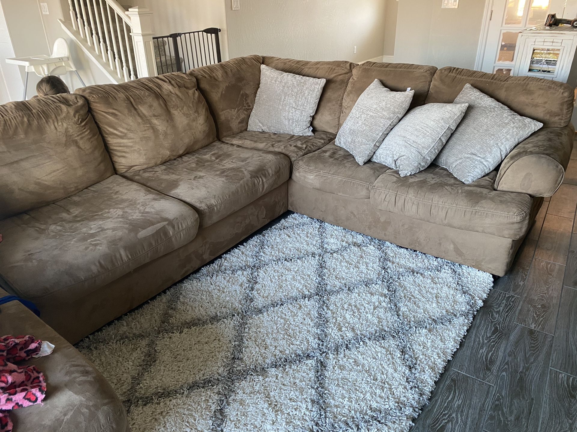 Sectional couch sofa