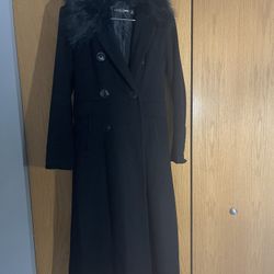 Black Winter Coat With Detachable Fur Size S Full Length 