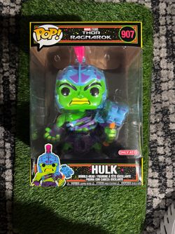 Giant Funko POP Hulk from Thor Ragnarok