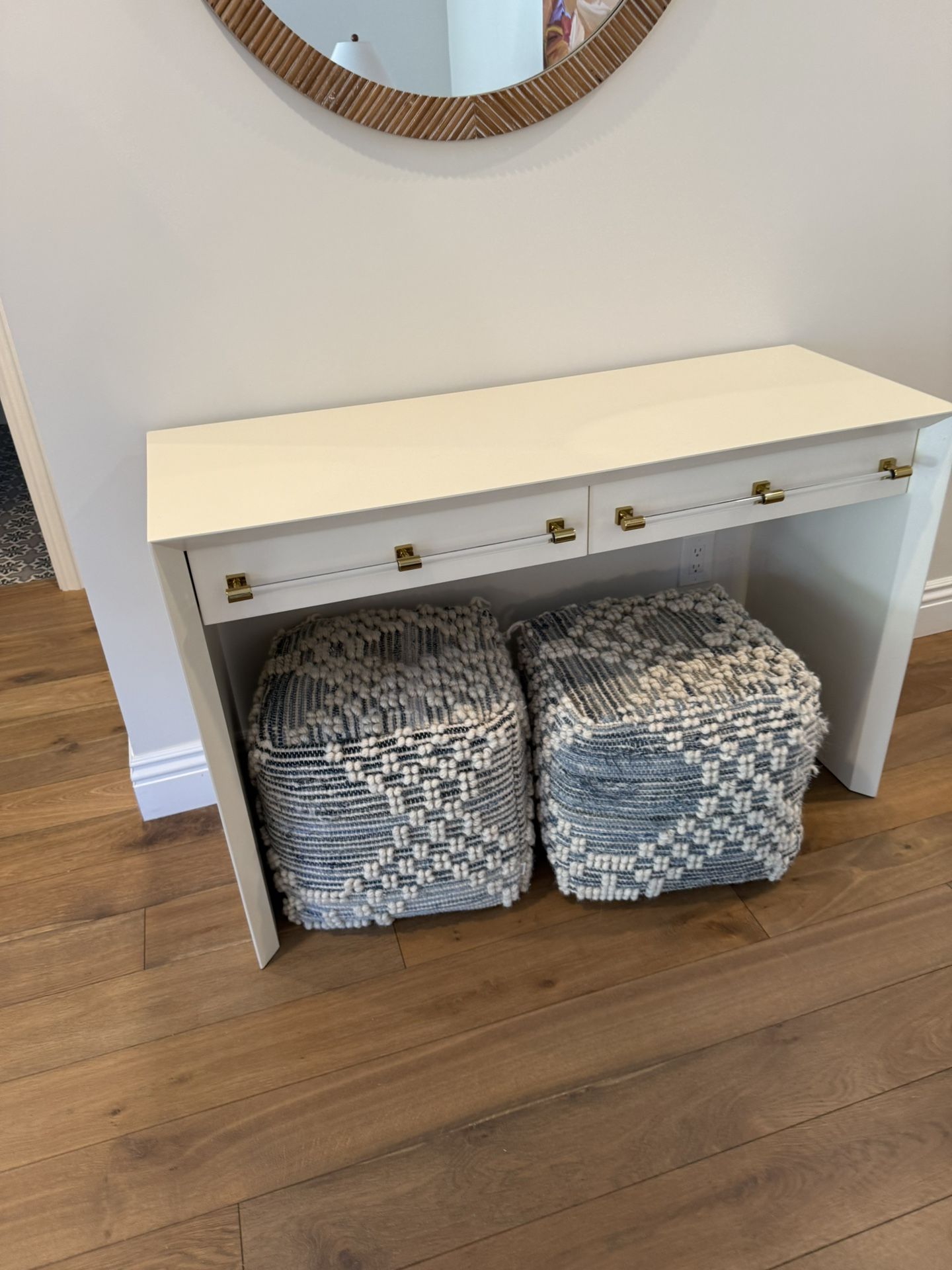 Dressing Table Or Entry Table