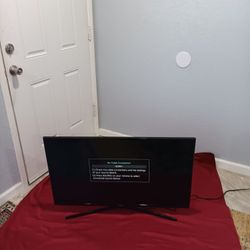 36 Inches Samsung TV In Televisions In TV In Smart TV In Great Condition No Remote Works Great 