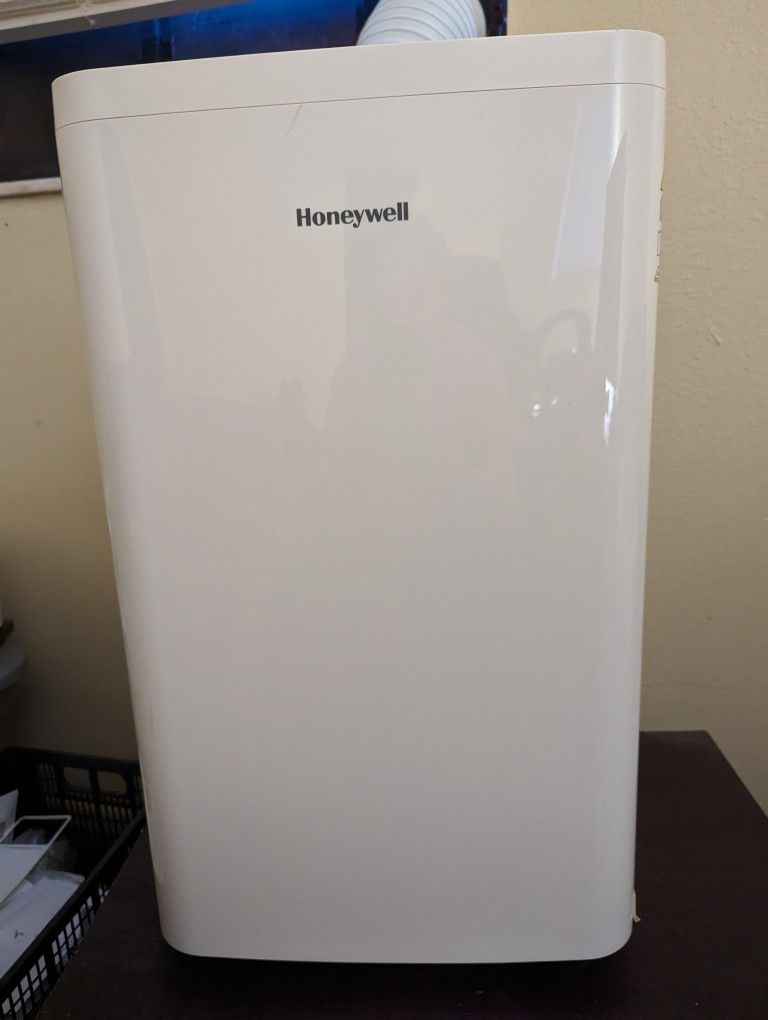 Honeywell Portable AC