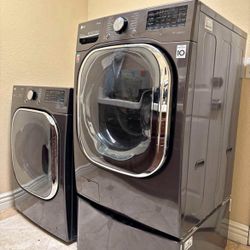 LG Gas Dryer - Model DLGX4501B - Excellent Condition!