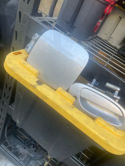 Acura RSX type s passenger door handle fuel tank door