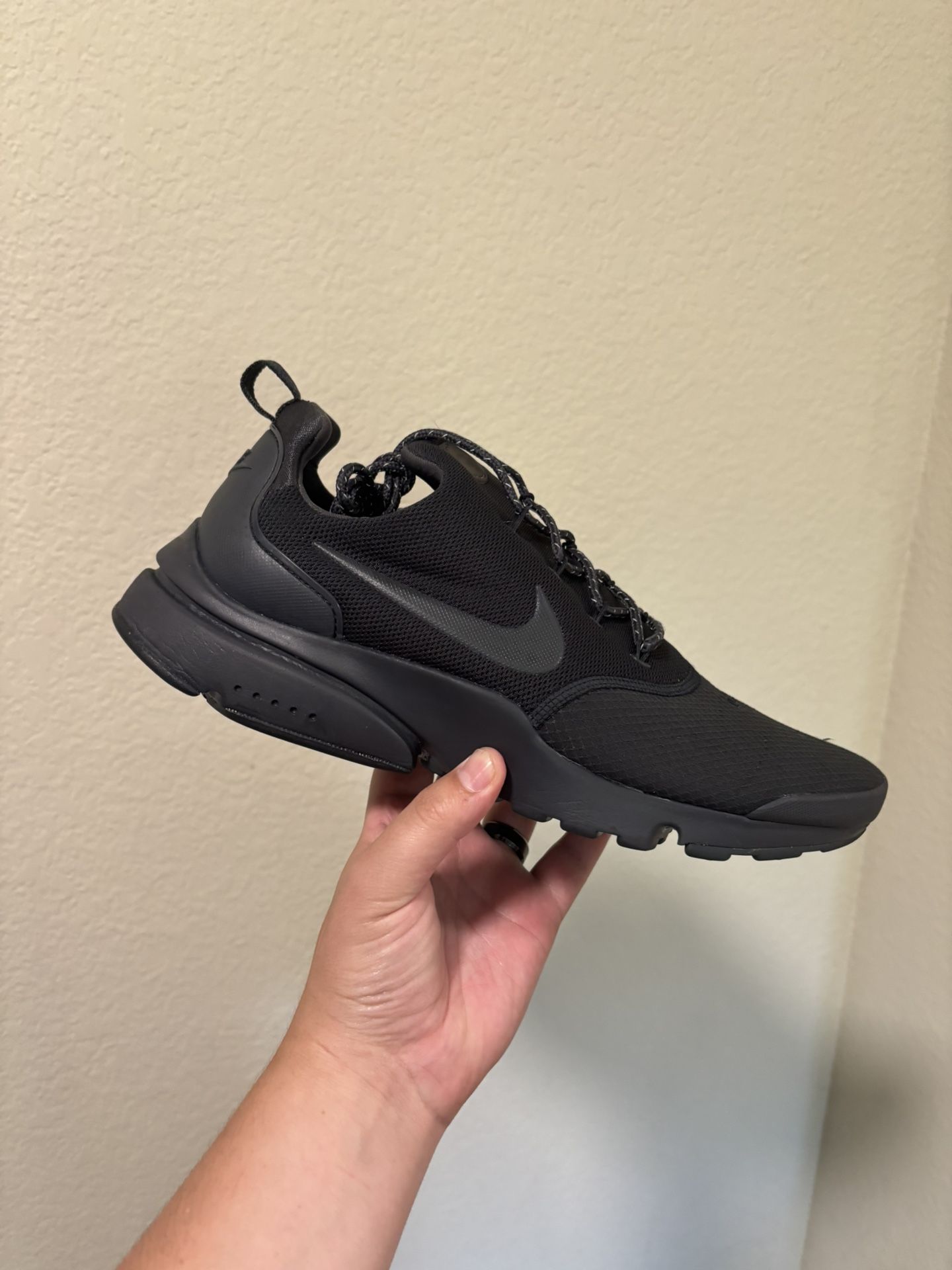 Nike Black Presto