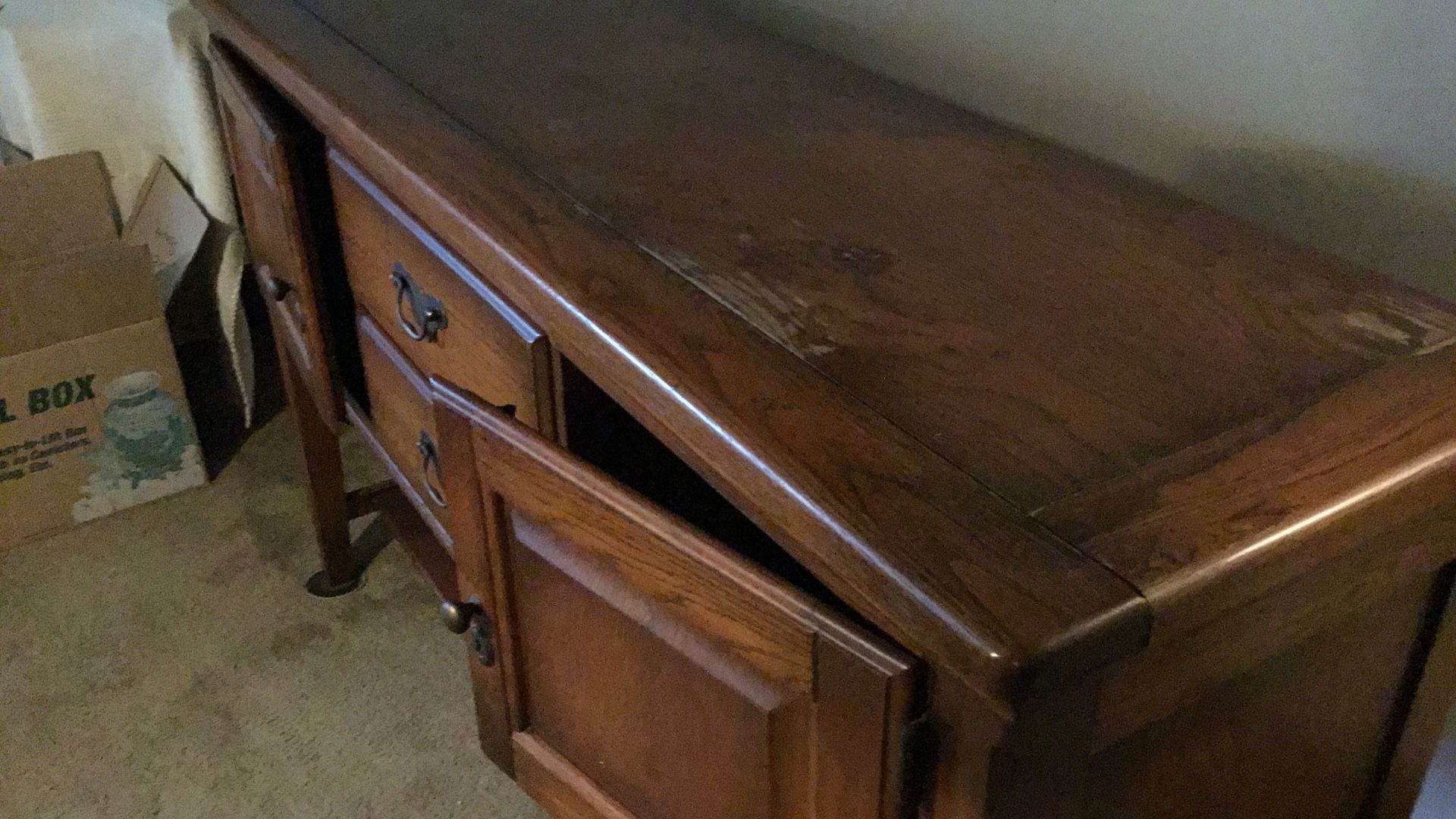 Credenza