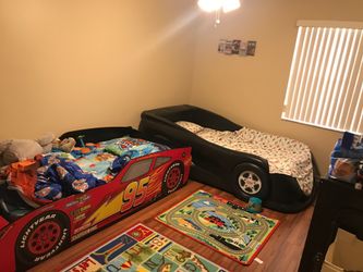 Race car bed