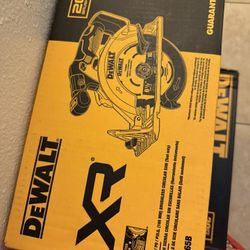 Dewalt Circular Saw 