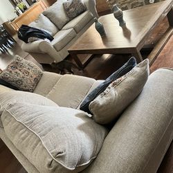 Living room set plus coffee table for sale