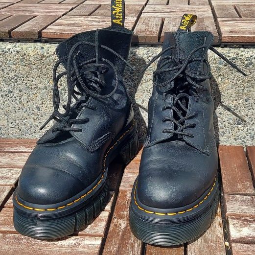 Doc Martens Platform Boots Sz 9
