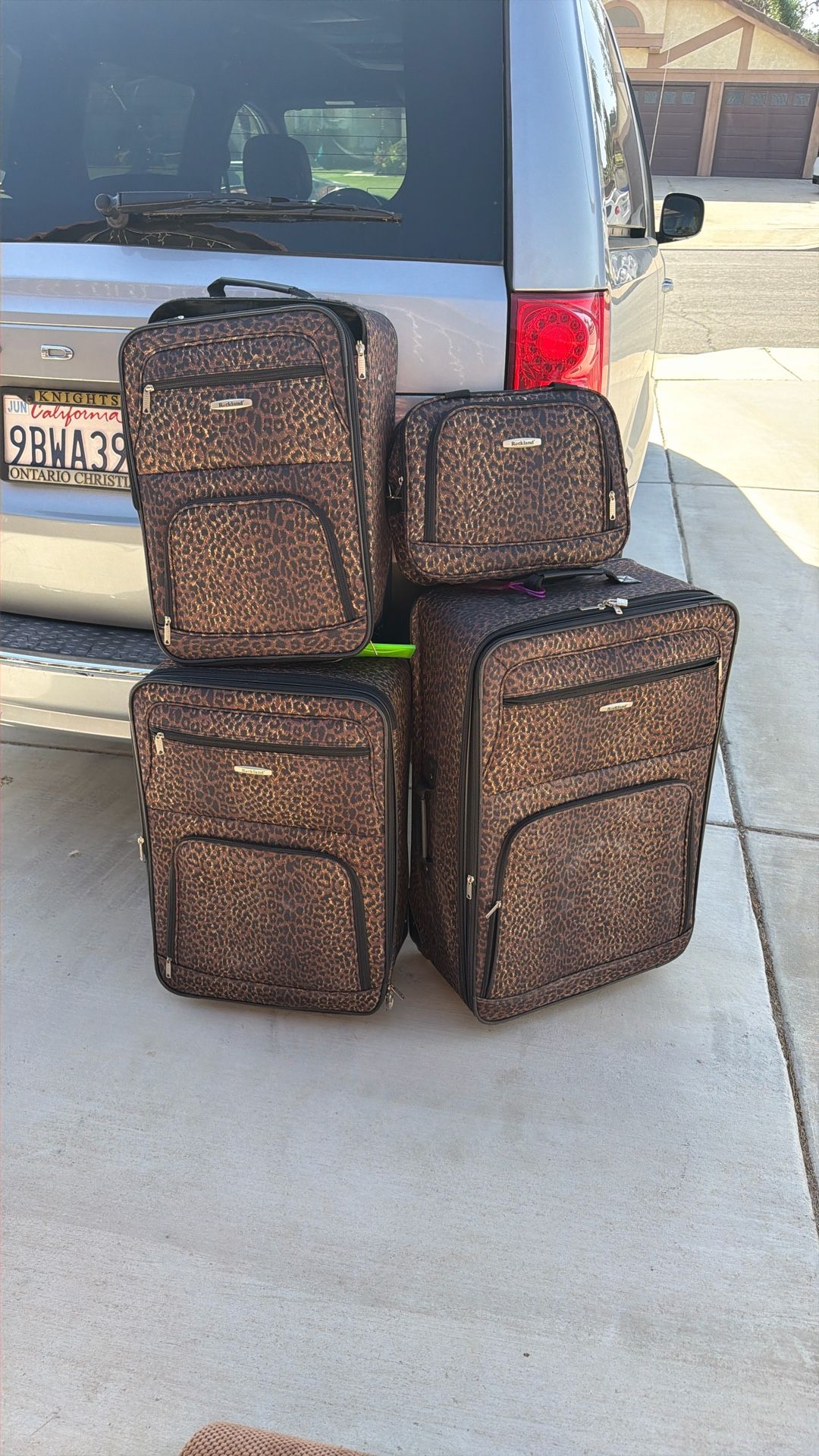 Cheetah Print Material Luggage Suitcase
