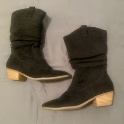 Cute Black Suede Western Style Boots Size 8 1/2