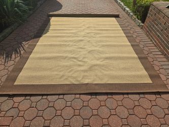 Jute rug indoors