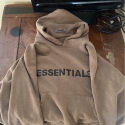 Essential Hoodie 