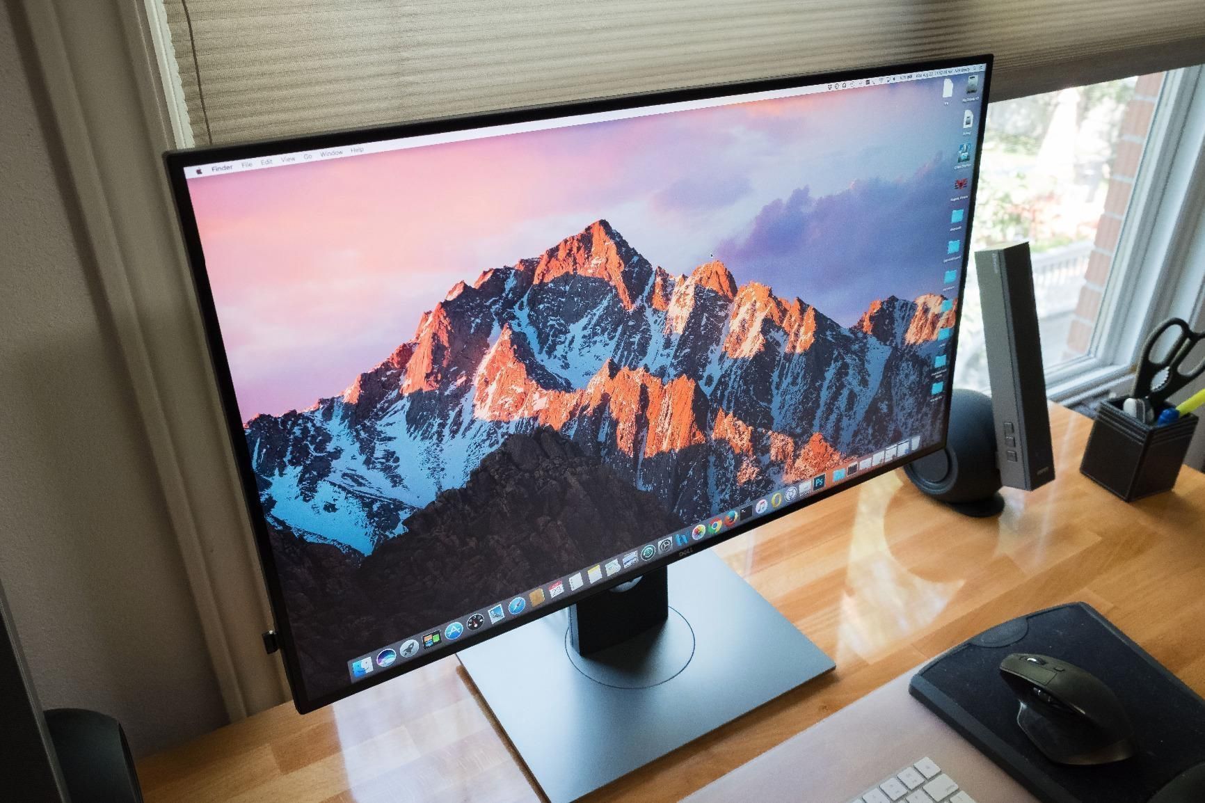 Dell Ultrasharp U2718Q 27-Inch 4K IPS Monitor