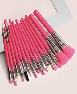 Brand New Makeup Brushes 
