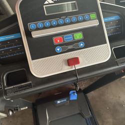 Xterra Treadmill TR150