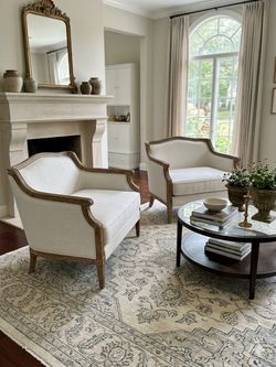 FOR SALE: Pair of Elegant French Provincial Accent Chairs