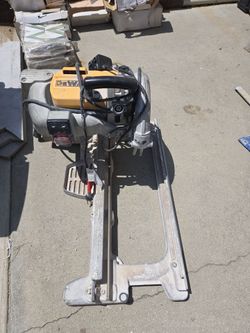 Dewalt Wet saw tile machine