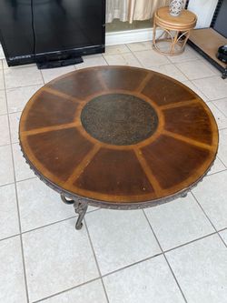 Round coffee table wood and metal