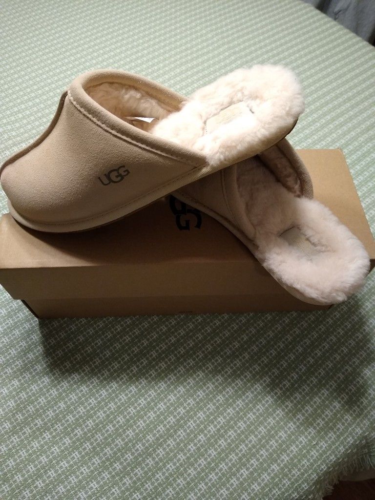 Ugg Ladies Slippers