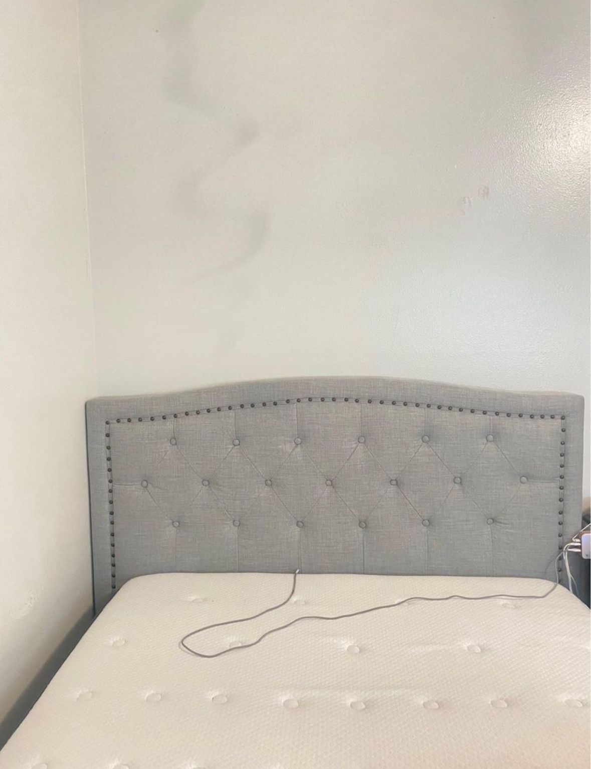 Full Tufted Bed Frame Grey
