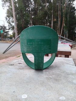 Safe Playground Bucket Seat