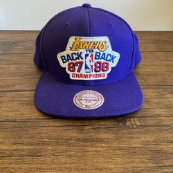 Lakers Championship Snap Back - Mitchell & Ness