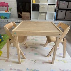 Kids wood table set