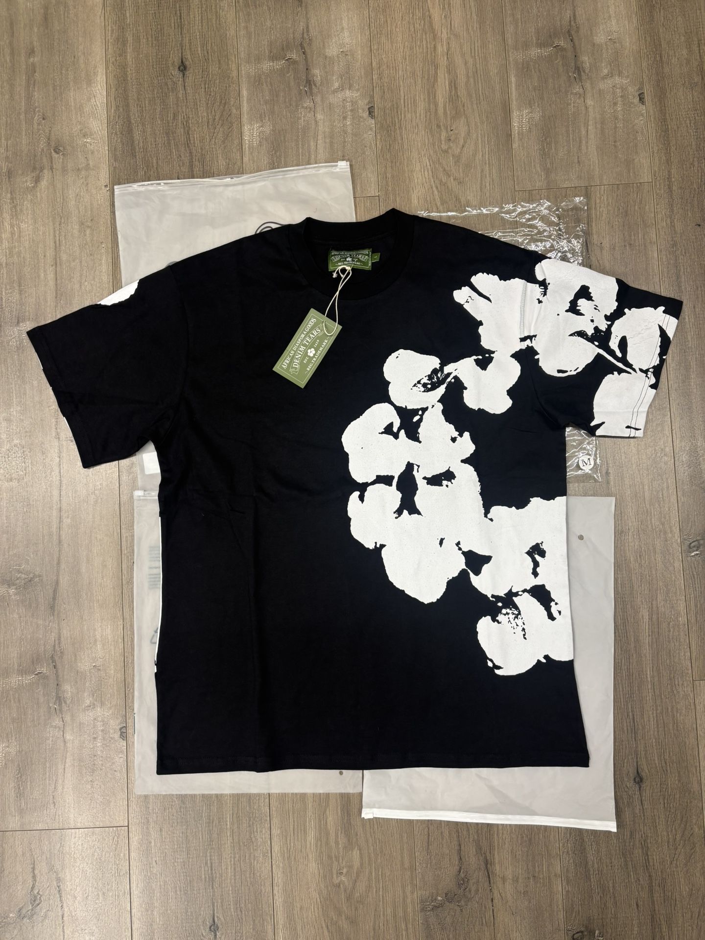 Denim Tear Cotton Floral Logo Tee Size L