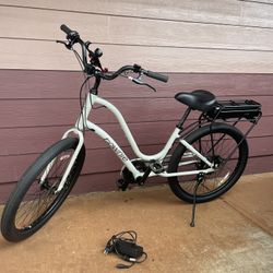 Electra Townie Go! 7D E-Bike