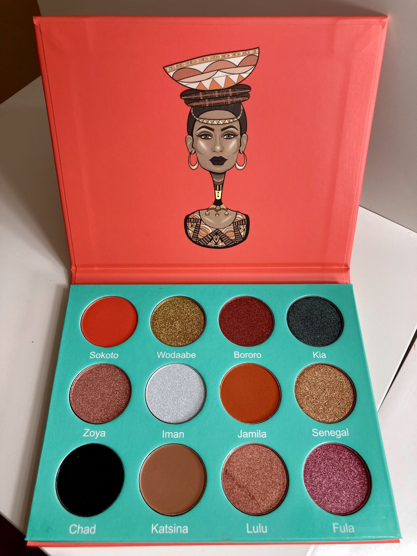 Juvias Make Up Palette $10